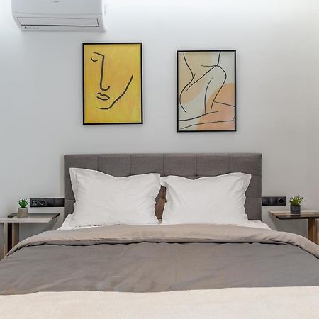 Athena Studio In Gazi Bagian luar foto
