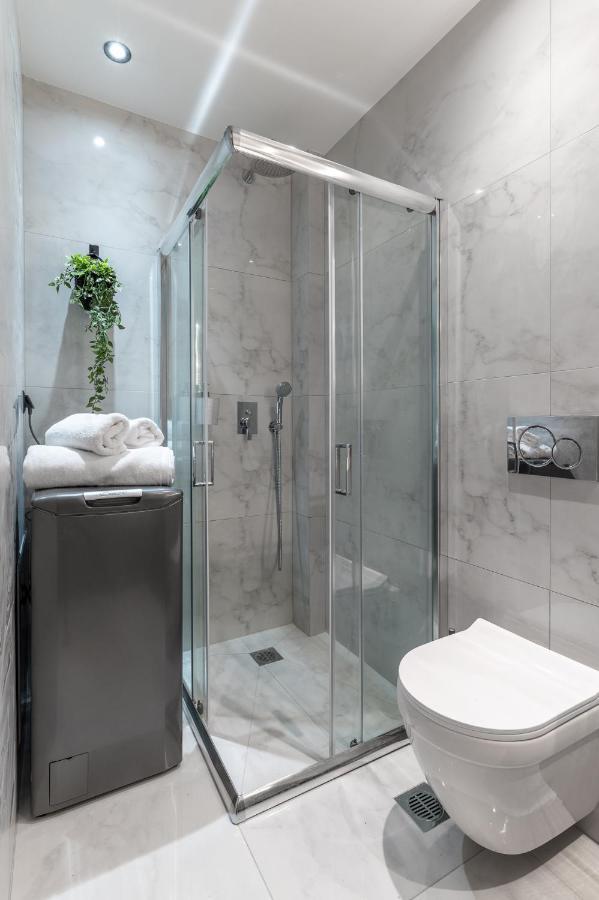 Athena Studio In Gazi Bagian luar foto
